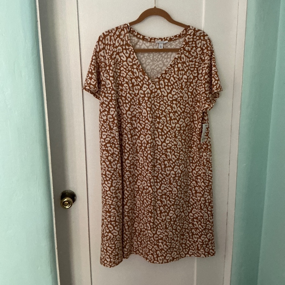 Women’s Brown Leopard Print V-Neck T-Shirt Dress – Size XXL, NWT